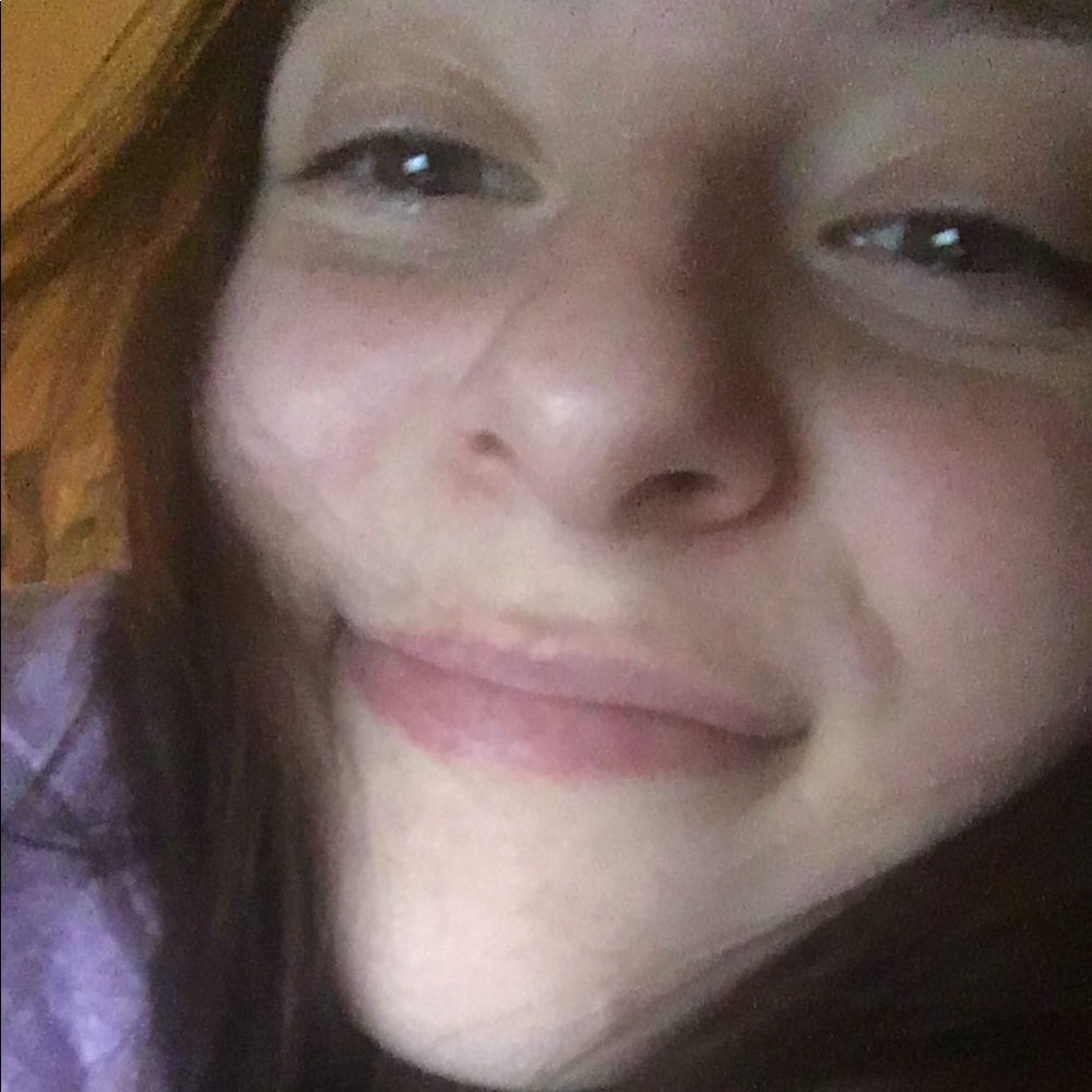 Meet your Posher, Cristina